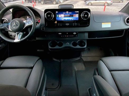 New 2026 Mercedes-Benz Sprinter 2500 image 5
