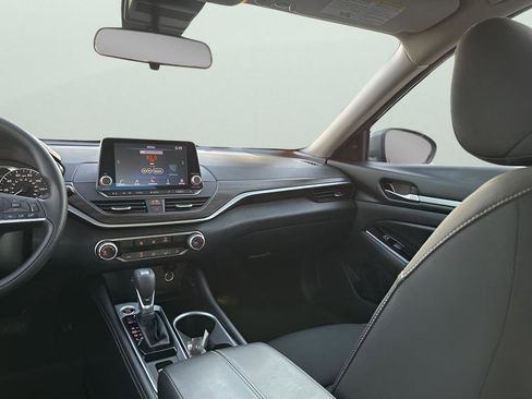 Used 2023 Nissan Altima 2.5 SV image 24