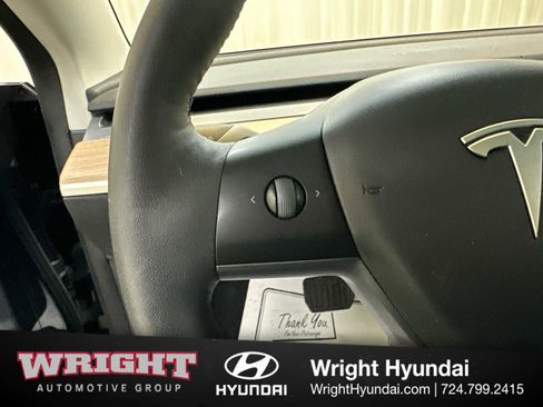 Used 2023 Tesla Model 3 Standard Range image 22