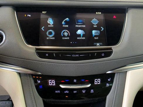 Used 2018 Cadillac XT5 Premium Luxury AWD/4WD image 56
