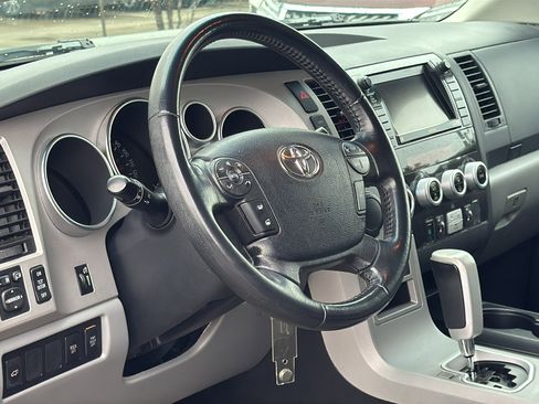 Used 2008 Toyota Sequoia Limited image 10