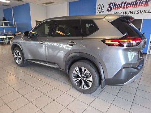 Used 2021 Nissan Rogue SV FWD image 6