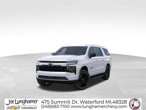 New 2026 Chevrolet Suburban LS AWD/4WD image 9