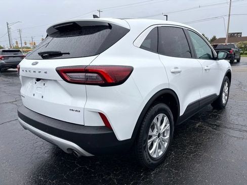 Used 2024 Ford Escape Active w/ Tech Pack #1 AWD/4WD image 3