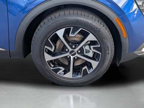 Certified 2023 Kia Sportage EX image 9