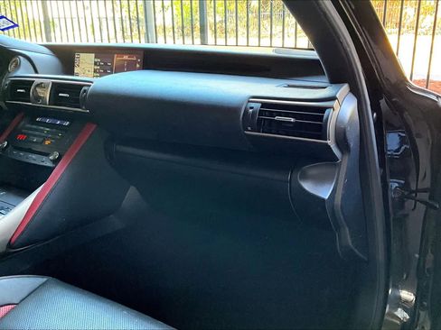 Used 2019 Lexus IS 300 F Sport image 18