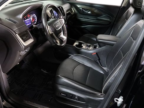 Used 2020 GMC Terrain Denali w/ Denali Premium Package AWD/4WD image 12