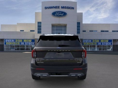 New 2026 Ford Explorer Active w/ Active Comfort Package AWD/4WD image 5