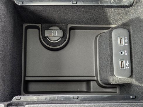 Used 2023 Dodge Charger SXT AWD/4WD image 22