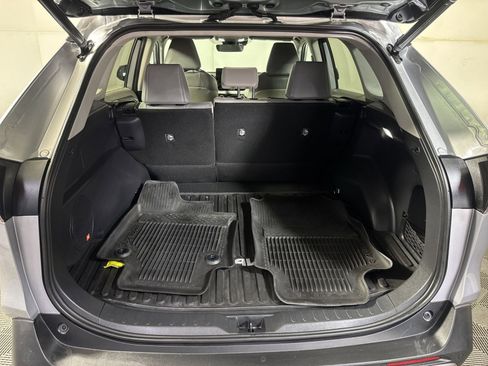 Used 2023 Toyota RAV4 Limited image 27