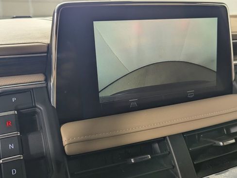 Used 2024 Chevrolet Tahoe Premier image 20