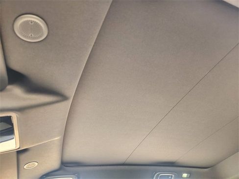 Used 2024 Land Rover Discovery Sport Dynamic SE image 24