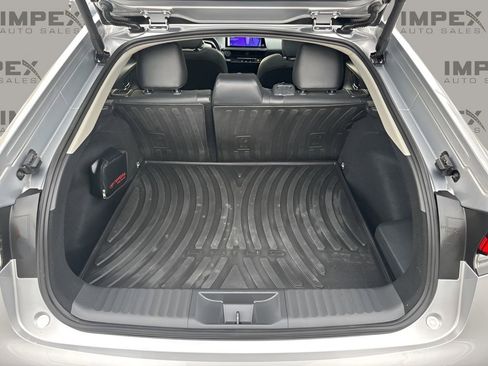 Used 2024 Toyota Prius Limited image 29