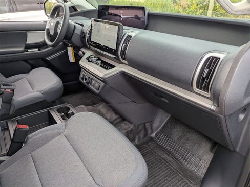 New 2026 Ford Expedition XL image 15