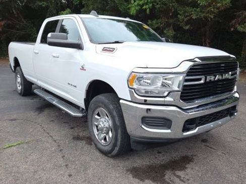 Used 2021 RAM 2500 Big Horn AWD/4WD image 3