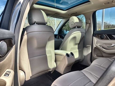 Certified 2021 Mercedes-Benz GLC 300 image 18