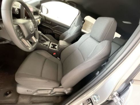 New 2026 Toyota 4Runner SR5 AWD/4WD image 11