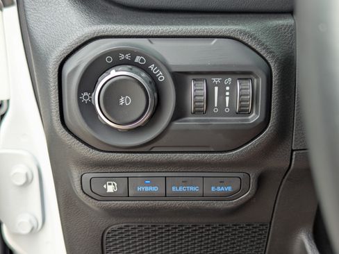 Used 2021 Jeep Wrangler Unlimited Rubicon 4xe w/ Safety Group AWD/4WD image 30