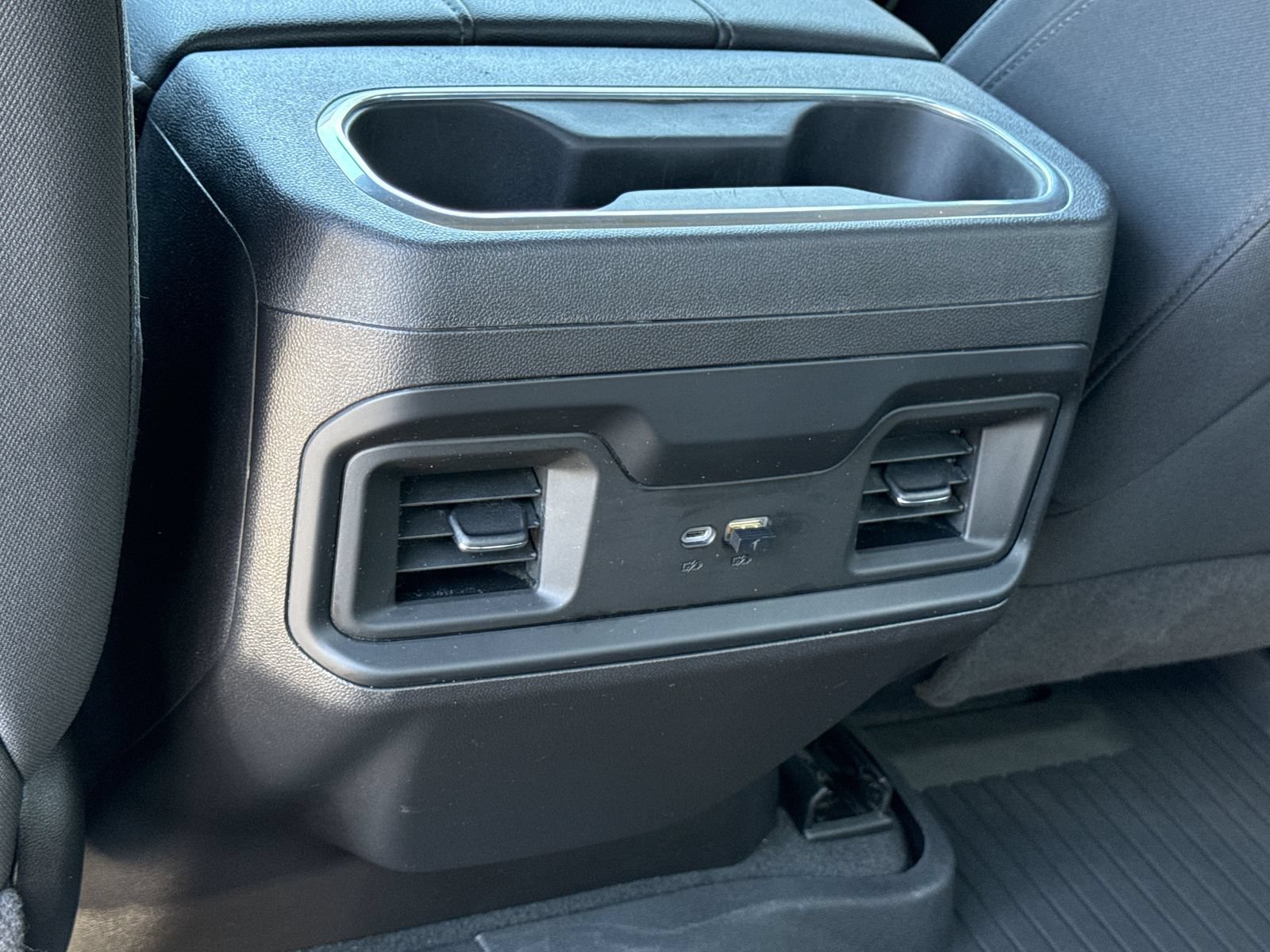 Used 2024 Chevrolet Silverado 1500 LT Trail Boss w/ Protection Package AWD/4WD image 11