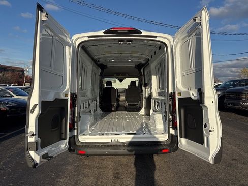 New 2026 Ford Transit 250 148 Medium Roof w/ Exterior Upgrade Package RWD image 7