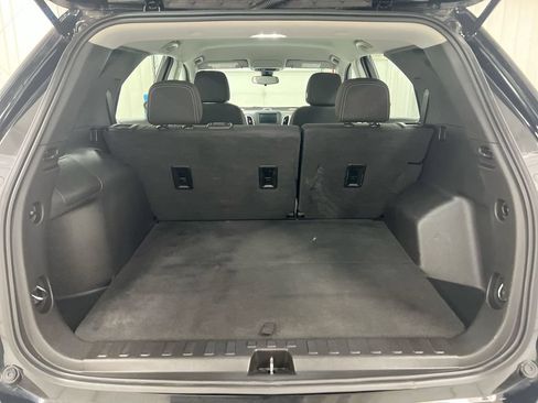 Used 2022 Chevrolet Equinox LS AWD/4WD image 23