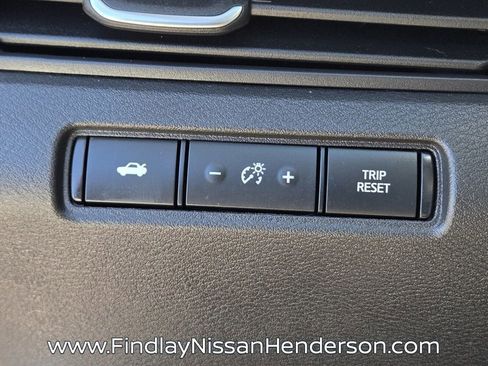 Used 2025 Nissan Altima 2.5 S FWD image 24