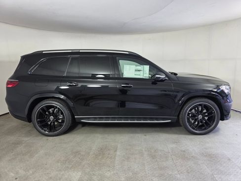 New 2026 Mercedes-Benz GLS 580 4MATIC image 3