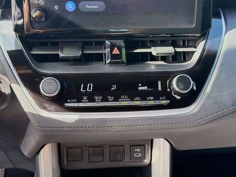 Used 2025 Toyota Corolla Cross AWD Hybrid image 14