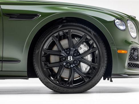 Used 2024 Bentley Flying Spur W12 AWD/4WD image 16