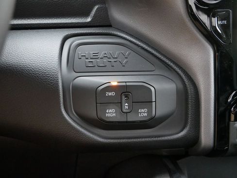 New 2026 RAM 2500 Big Horn AWD/4WD image 36