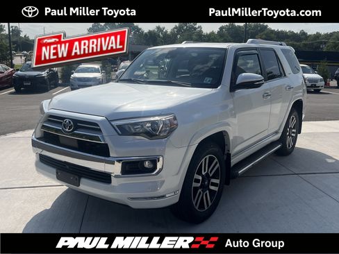 Certified 2024 Toyota 4Runner Limited AWD/4WD image 1