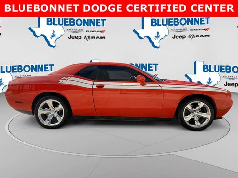 Used 2013 Dodge Challenger R/T RWD image 4