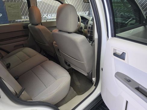 Used 2011 Ford Escape XLT FWD image 18