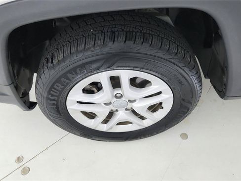 Used 2019 Jeep Compass Sport w/ Cold Weather Group AWD/4WD image 27