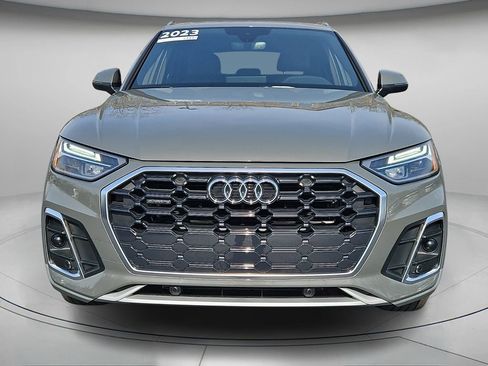 Used 2023 Audi Q5 2.0T Premium w/ Convenience Package image 4