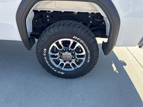 Used 2024 GMC Sierra 3500 Pro image 15