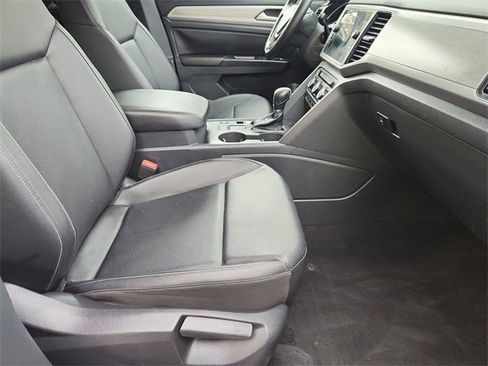 Used 2018 Volkswagen Atlas SE image 26