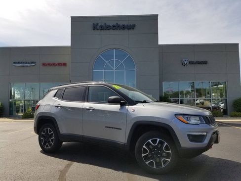Certified 2021 Jeep Compass Trailhawk AWD/4WD image 1