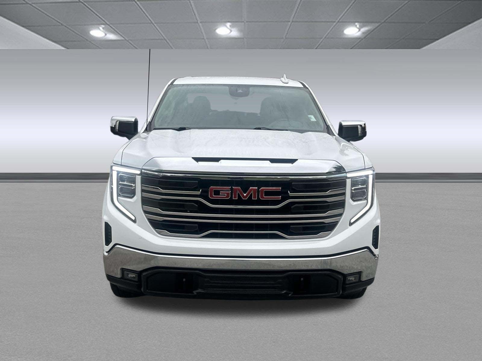 Used 2024 GMC Sierra 1500 SLT RWD image 8