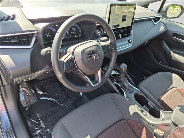 Certified 2026 Toyota Corolla SE w/ SE Premium Package FWD image 10