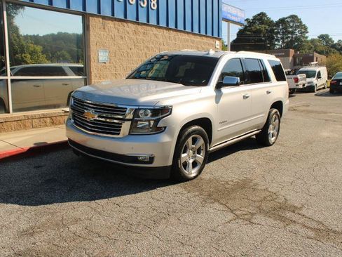 Used 2017 Chevrolet Tahoe Premier RWD image 3