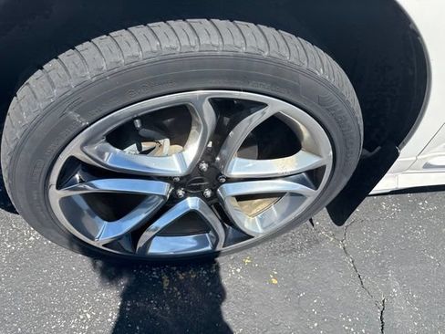 Used 2014 Ford Edge Sport w/ Driver Entry Package AWD/4WD image 11