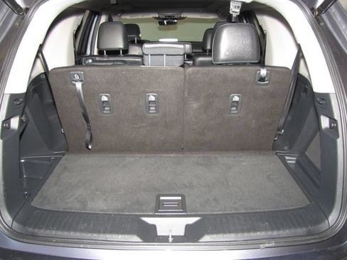 Certified 2025 Honda Pilot Touring image 17