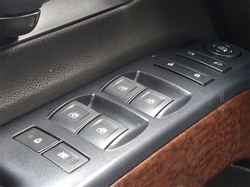 Used 2017 GMC Sierra 1500 SLE w/ SLE Value Package image 24