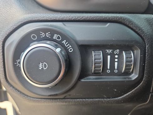 Used 2020 Jeep Wrangler Unlimited Sport S AWD/4WD image 18