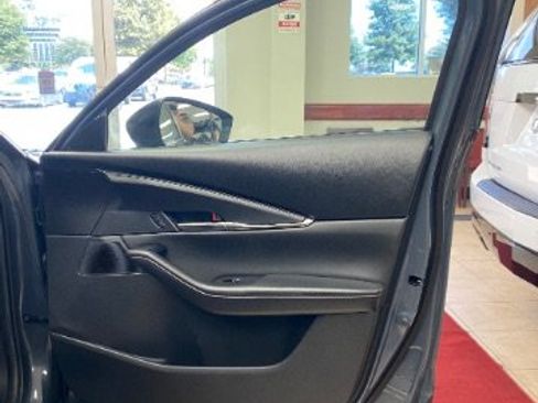 Used 2023 MAZDA CX-30 AWD 2.5 S w/ Preferred Package image 11