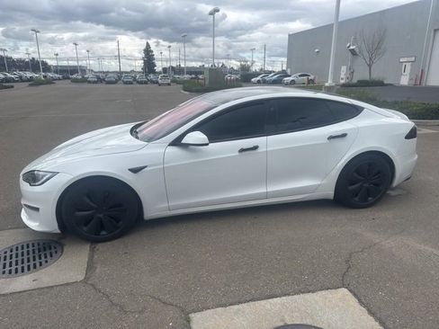 Used 2022 Tesla Model S image 1