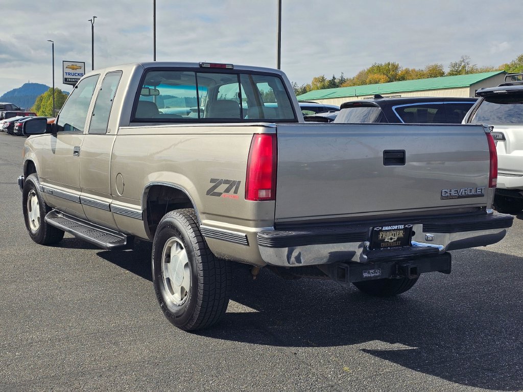 Used 1998 Chevrolet Silverado 1500 4x4 Extended Cab w/ Preferred Equipment Group 3 image 5