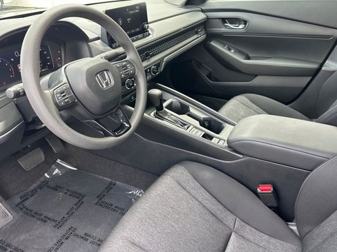 Certified 2023 Honda Accord LX image 9