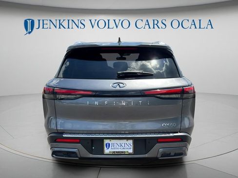 Used 2022 INFINITI QX60 Luxe w/ Cargo Package FWD image 4